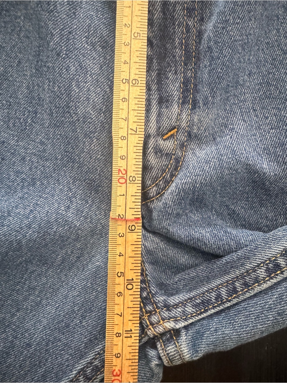 Levis 550 Relaxed Fit Tapered Leg Medium Wash Blue Denim Jeans Mens 34x32 - Picture 12 of 14